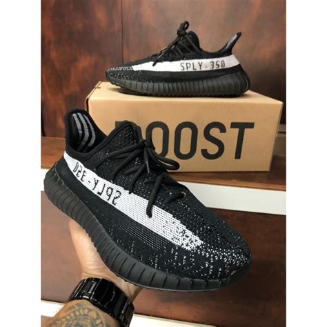 adidas originais yeezy homens chinelo preto branco preço|adidas yeezy chinelo.